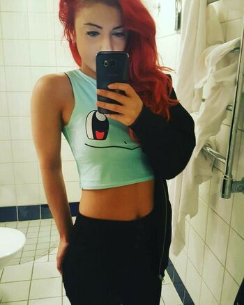 AnnieFuchsia