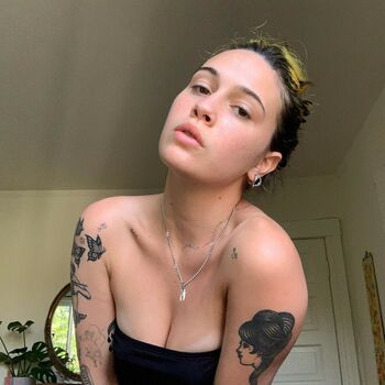 Bea Miller
