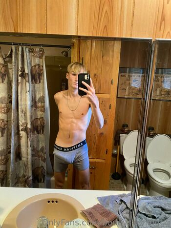 blondeboybradfree