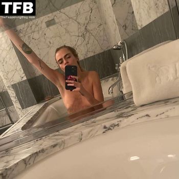 Cara Delevingne