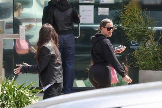 Khloé Kardashian