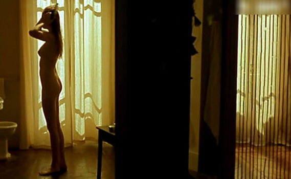 Leelee Sobieski