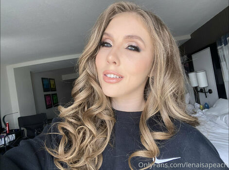 lenaisapeach