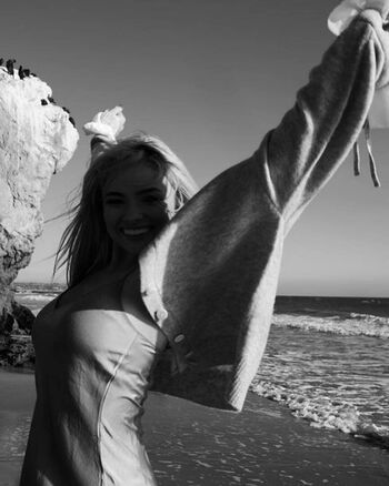 Natalie Alyn Lind