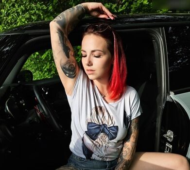 Nina Devil