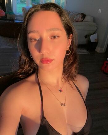 Sabrina Pezeshkian