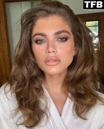 Valentina Sampaio