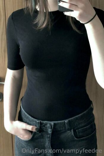 vampyfeedee