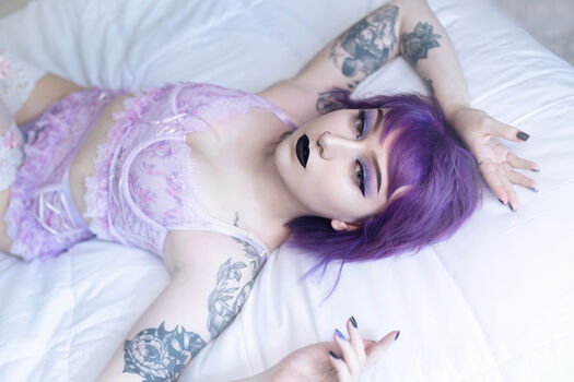 WatchGirlsPlay